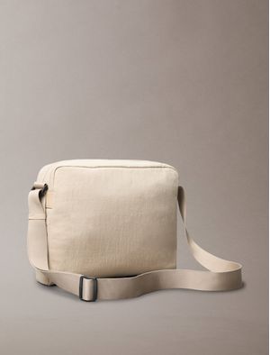 Bandolera-Calvin-Klein-Flight-Monograma-Hombre-Negro