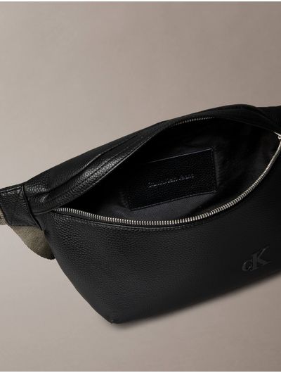 Cangurera-Calvin-Klein-Monograma-Negro