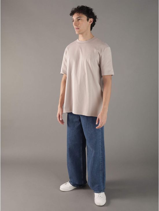 Playera-Calvin-Klein-con-Monograma-Hombre-Cafe