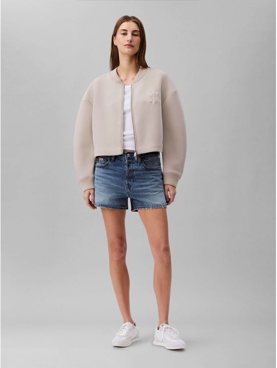 Chamarra-Calvin-Klein-Bomber-Cropped-Monograma-Mujer-Beige