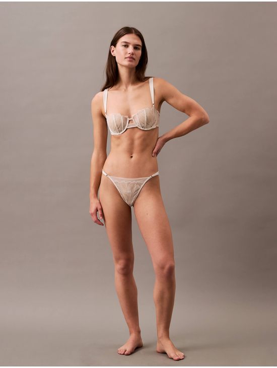 Tanga-Calvin-Klein-Black-Floral-Lace-String-Mujer-Beige