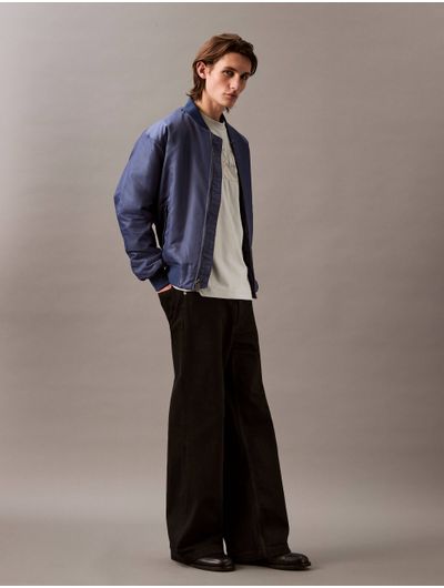 Playera-Calvin-Klein-Monologo-Relaxed-Hombre-Gris