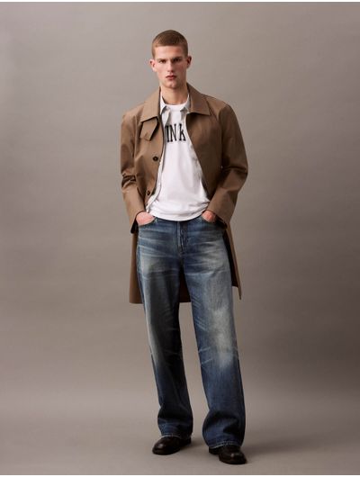 Playera-Calvin-Klein-Logo-Varisity-Hombre-Blanco