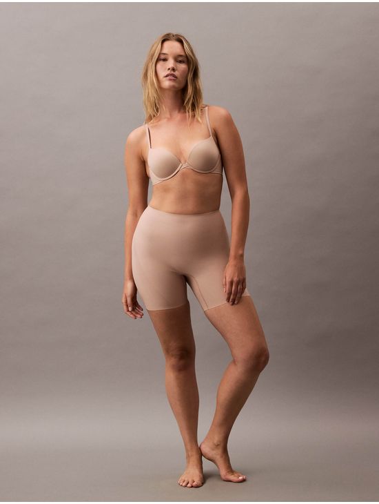 Shorts-Calvin-Klein-Shapewear-Sculpted-Stay-Put-Mesh-Mujer-Nude
