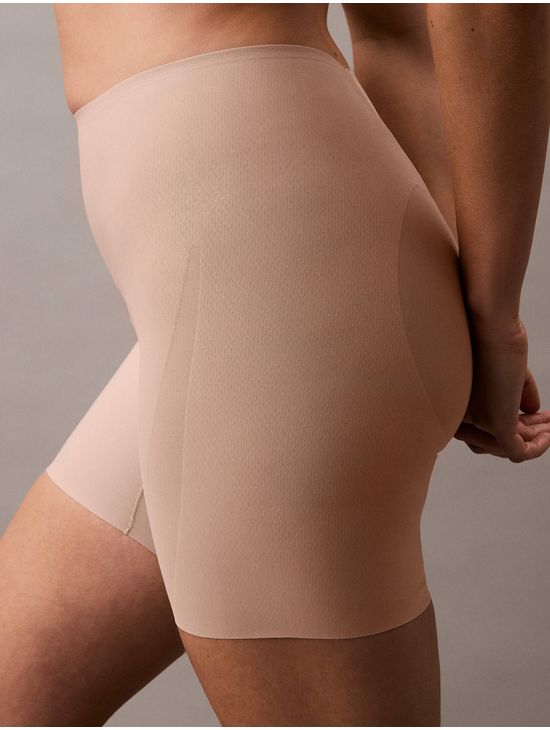 Shorts-Calvin-Klein-Shapewear-Sculpted-Stay-Put-Mesh-Mujer-Nude