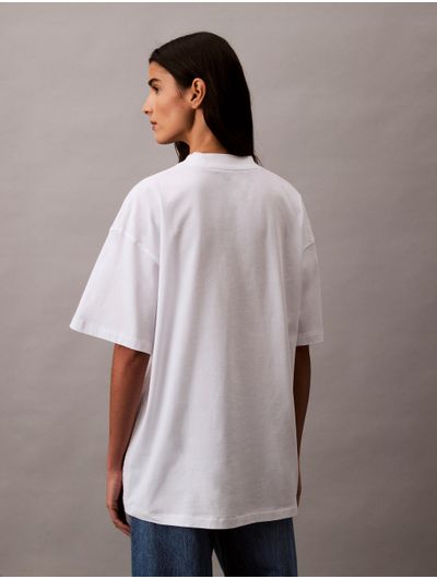 Playera-Calvin-Klein-Oversized-Logo-Mujer-Blanco