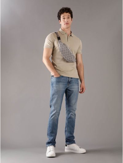 Cangurera-Calvin-Klein-con-Monogramas-Hombre-Gris