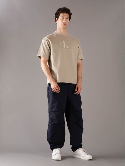 Playera-Calvin-Klein-Monologo-Hombre-Cafe