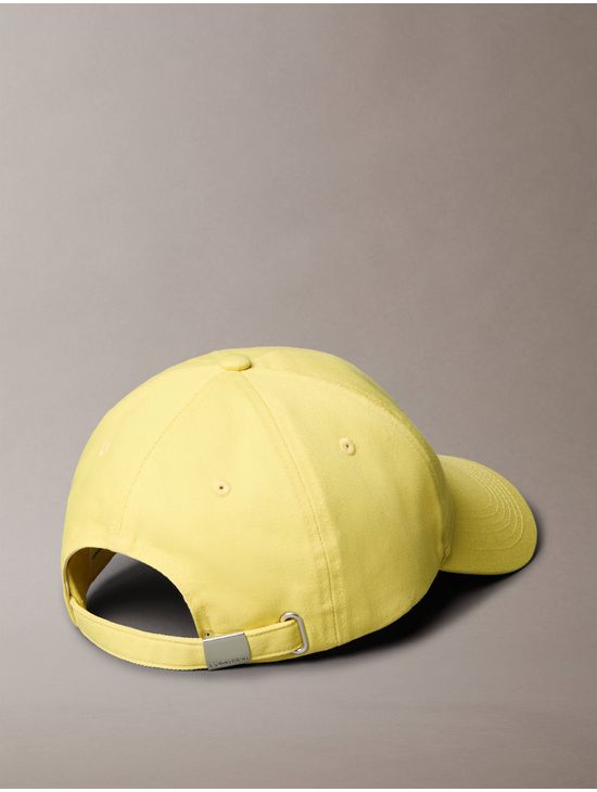 Gorra-Calvin-Klein-Monologo-Amarillo