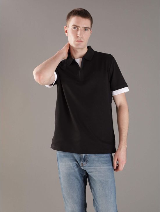 Polo-Calvin-Klein-con-Monograma-Estampado-Hombre-Negro