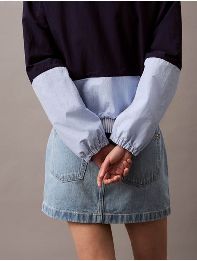 Chamarra-Calvin-Klein-Cropped-Color-Block-Mujer-Azul