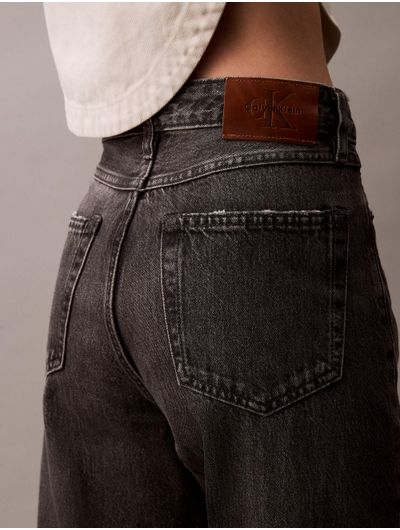 Jeans-Calvin-Klein-90-s-Straight-Mujer-Gris