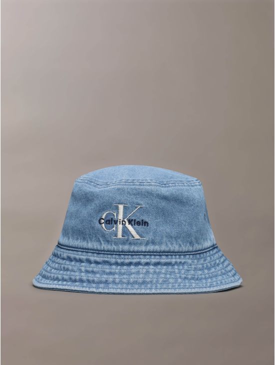 Gorro-Calvin-Klein-con-Monologo-Hombre