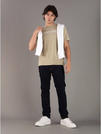 Playera-Calvin-Klein-Diseño-Hombre-Cafe
