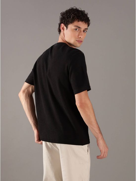 Playera-Calvin-Klein-con-Logo-Bordado-Hombre-Negro