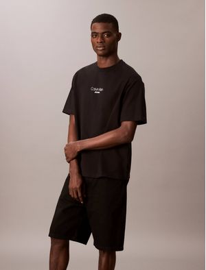 Playera-Calvin-Klein-Jeans-Logotipo-Engomado-Hombre-Negro