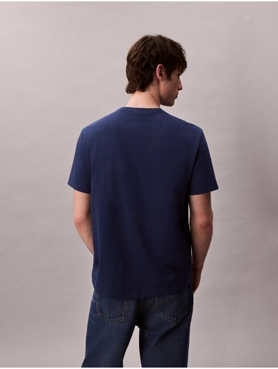 Playera-Calvin-Klein-Jeans-con-Monologo-Estampado-Hombre-Azul