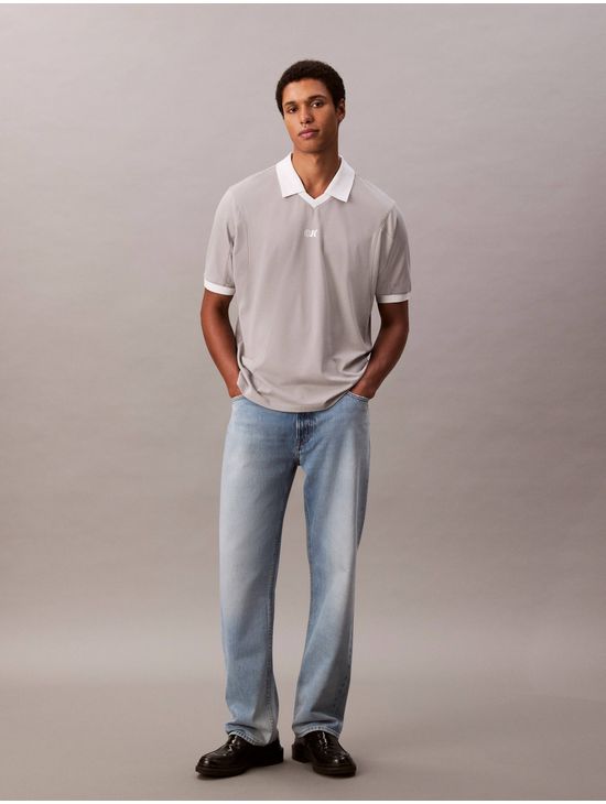 Jersey-Calvin-Klein-Manga-Corta-Hombre-Gris