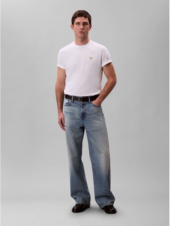 Playera-Calvin-Klein-Insignia-Monologo-Hombre-Blanco