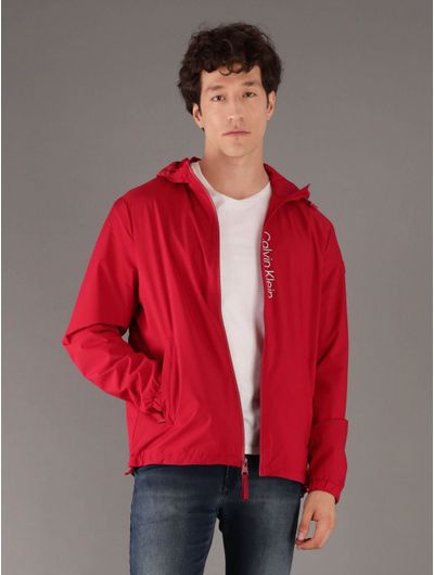 Chamarra-Calvin-Klein-Logo-Hombre-Rojo-CME55105-610