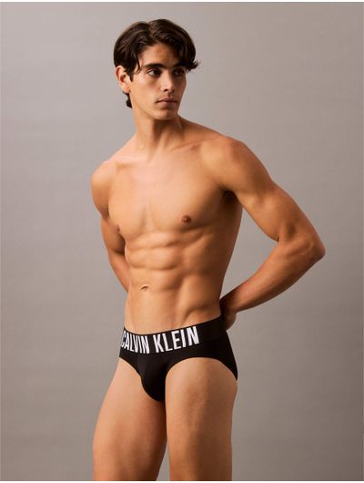 Hip-Brief-Calvin-Klein-Hombre-Negro-Pack-de-3-con-Logotipo-en-colores-NB3607-916