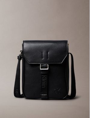 Bolso-Reporter-Calvin-Klein-Cargo-Hombre-Negro