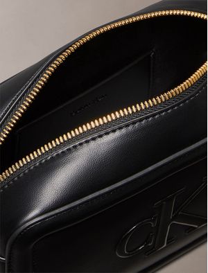 Camera-Bag-Calvin-Klein-Bold-Mujer-Negro-4F3220G-001