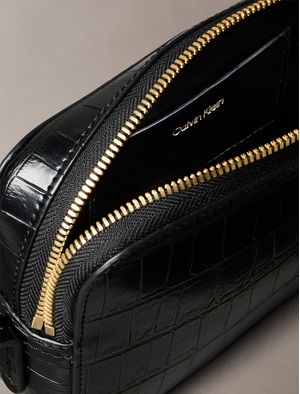 Camera-Bag-Calvin-Klein-Cocodrilo-Mujer-Negro-4F3285G-004