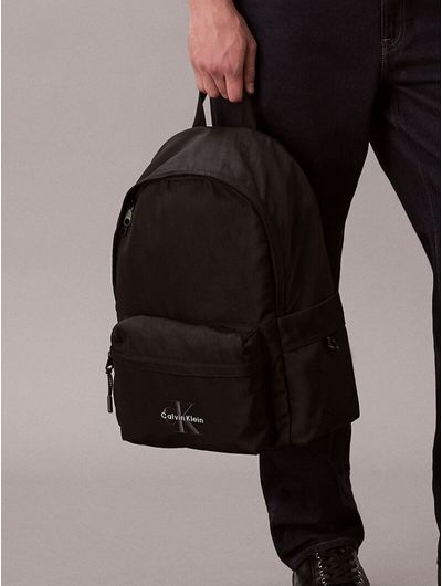 Mochila-Calvin-Klein-Hombre-Negro