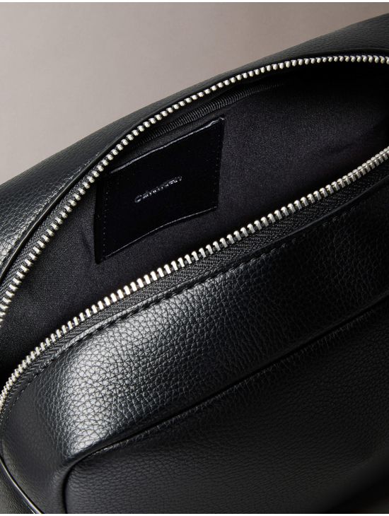 Neceser-Calvin-Klein-Hombre-Negro-
