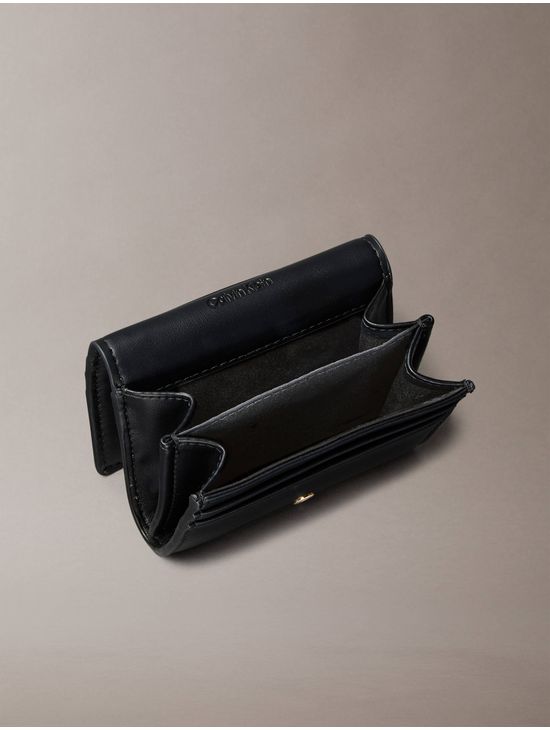 Cartera-Calvin-Klein-Mujer-Negro
