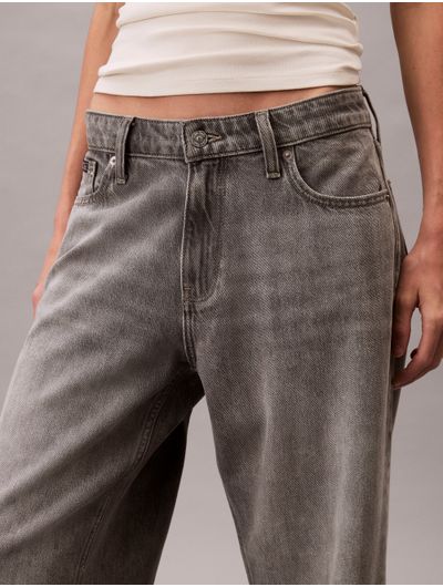 Jeans-Baggy-Tiro-Bajo-Calvin-Klein-Mujer-Gris-47C722G-030