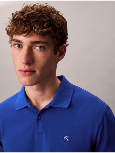 Polo-Pique-con-Monograma-Calvin-Klein-Hombre-Azul-40EM269-402