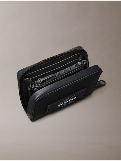 Cartera-Zip-Around-Utility-Calvin-Klein-Hombre-Negro-4D1134G-001