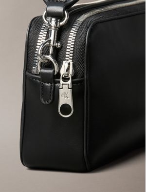 Camera-Bag-Calvin-Klein-Mujer-Negro-4F3165G-002
