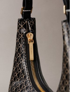 Bolso-de-Hombro-Calvin-Klein-Emblema-Mujer-Negro-4F3298G-001
