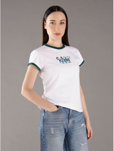 Playera-Calvin-Klein-Jeans-Logotipo-Estampado-Mujer-Blanco-47D208G-110