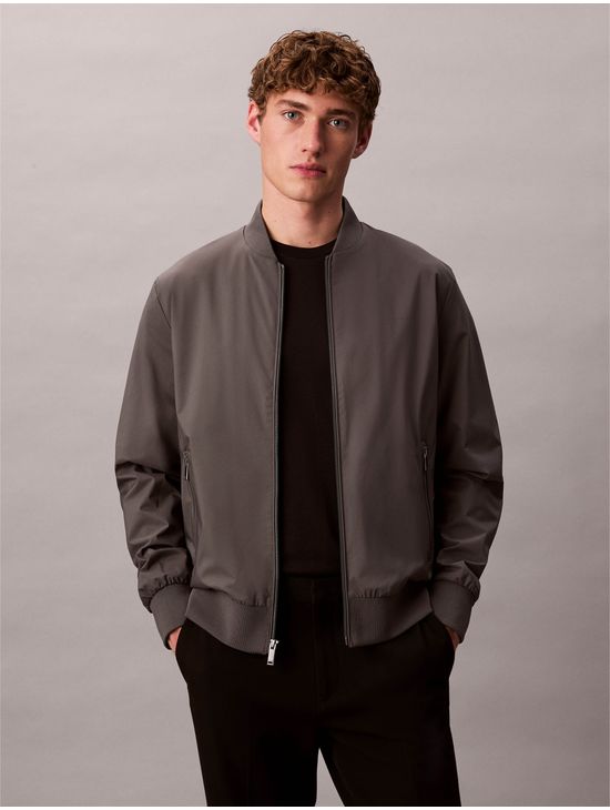 chamarra-bomber-mate-calvin-klein-hombre-gris