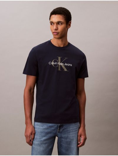 40EM286_CEF_alternate5_2000x2632_Hi_Res_JPEG