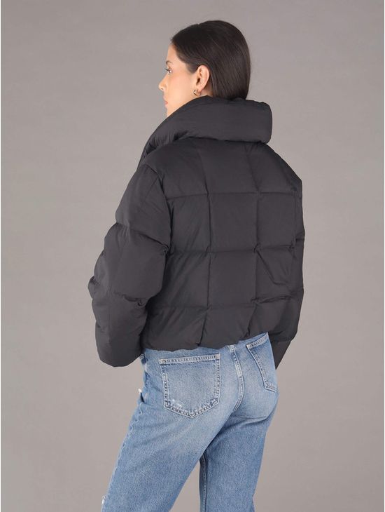 Chamarra-Calvin-Klein-Jeans-Capitonada-Mujer-Negro-44D521G-001