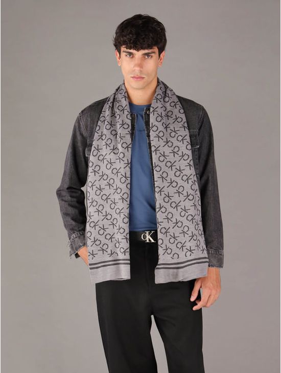 Bufanda-Calvin-Klein-Monograma-Hombre-Gris-CKMC523201-032