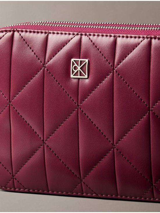 Bolsa-Camera-Bag-Acolchada-Calvin-Klein-Mujer-Rosa-4F3328G-Z1K