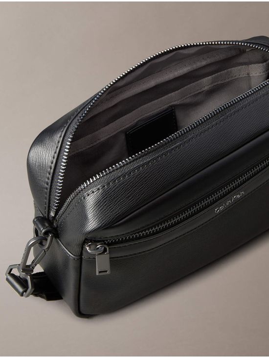 Camera-Bag-Calvin-Klein-Hombre-Negro-4D3262G-UB1