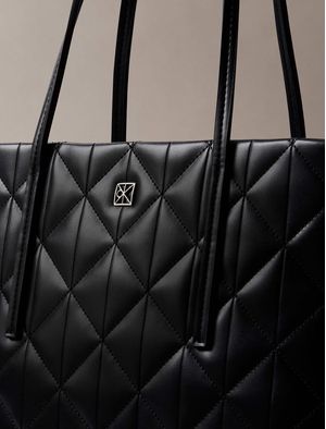 Bolsa-Tote-Pequena-Acolchada-Calvin-Klein-Mujer-Negro-4F3325G-UB1