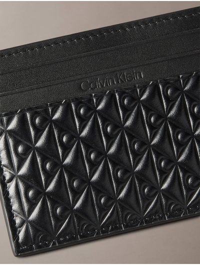 Tarjetero-Calvin-Klein-Embossed-Logotipo-Emblema-Hombre-Negro-4D1128G-UB1