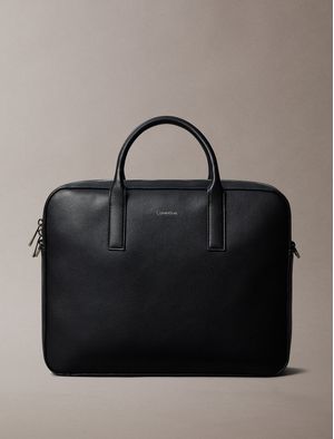 Mochila-Commuter-Raised-Calvin-Klein-Hombre-Negro-4D3157G-UB1