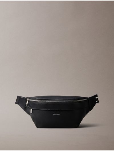 Cangurera-Raised-Calvin-Klein-Hombre-Negro-4D3161G-UB1