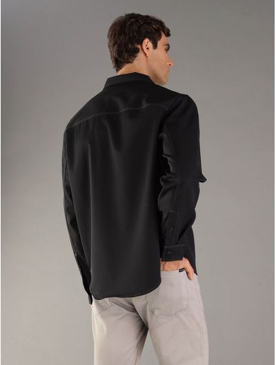 Chamarra-Calvin-Klein-con-Bolsillo-Parche-Hombre-Negra-4LE113G-UB1