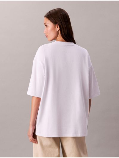 Playera-Calvin-Klein-Oversize-CK-NY-Mujer-Blanco-47E232G-YAA