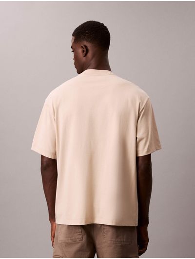 Playera-Calvin-Klein-Grafica-CKJ-Relaxed-16s-Hombre-Verde-4RC851G-2F2